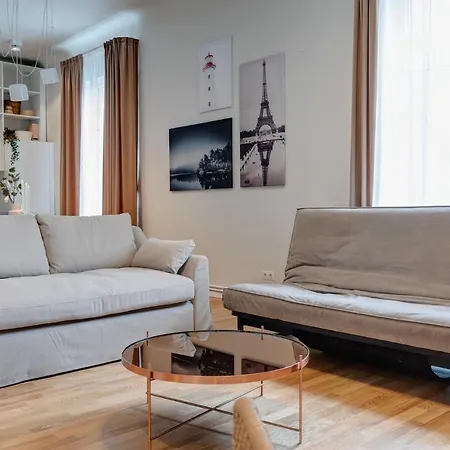 Dandelion Matisa With Free Parking Апартаменты *