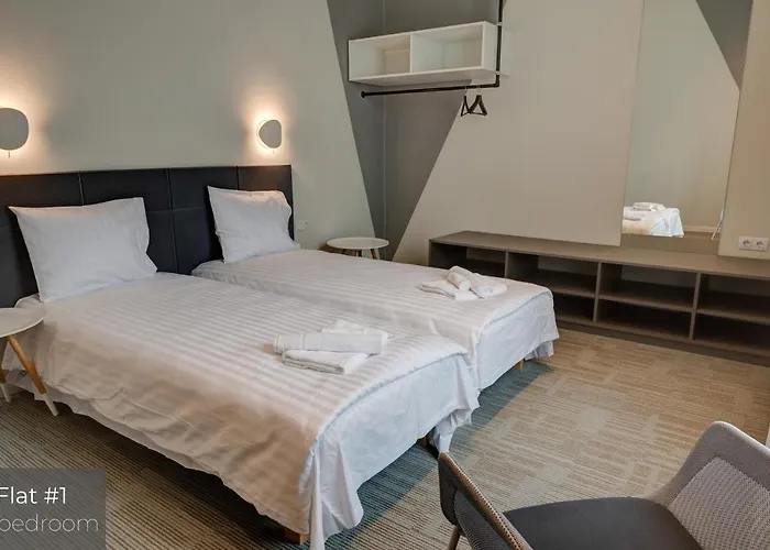 Dandelion Matisa With Free Parking